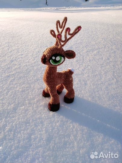 Плюшевый олень