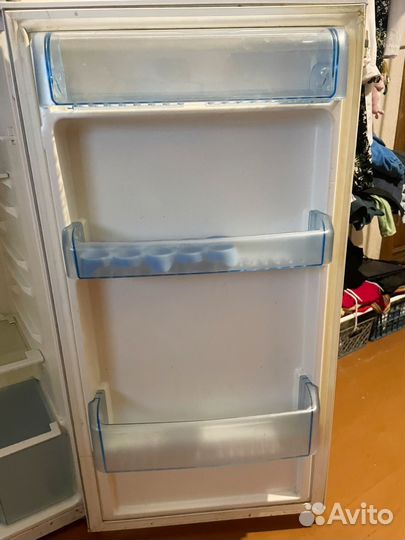 Холодильник на запчасти