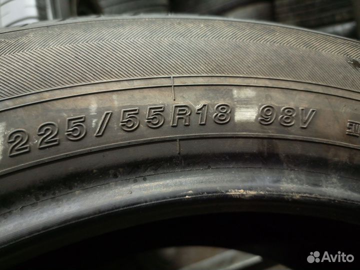 Yokohama dB Decibel E70 225/55 R18 98V