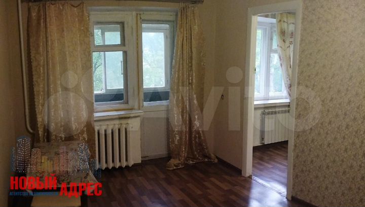 2-к. квартира, 42 м², 3/5 эт.