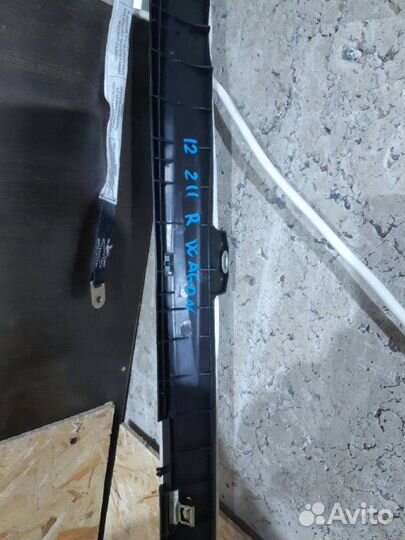 Подушка безопасности боковая, потолочная правая