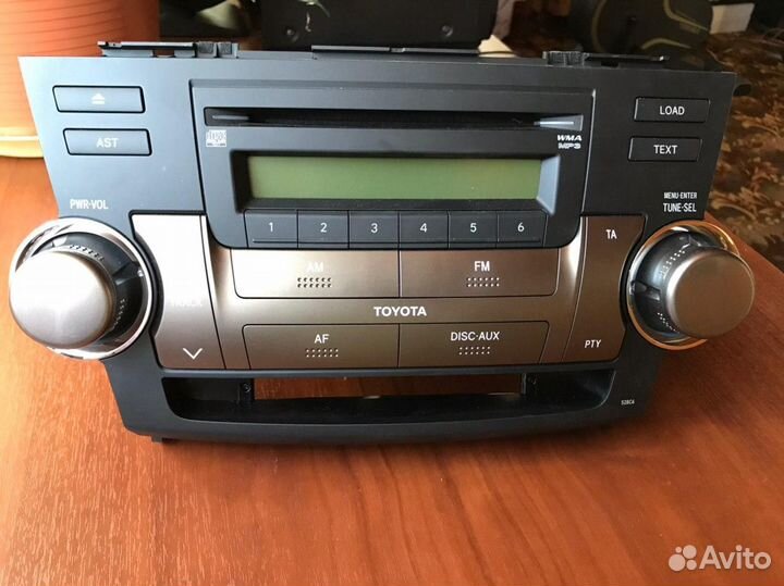 Автомагнитола от toyota highlander 3