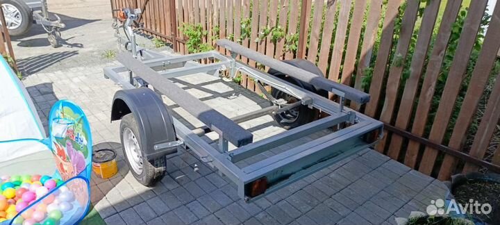 Лодочный прицеп Байкал 2