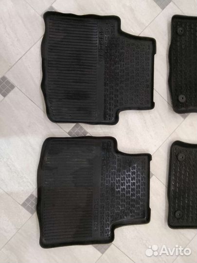 Коврики резиновые Skoda Superb 3