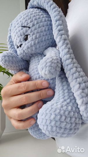 Вязаные игрушки заяц