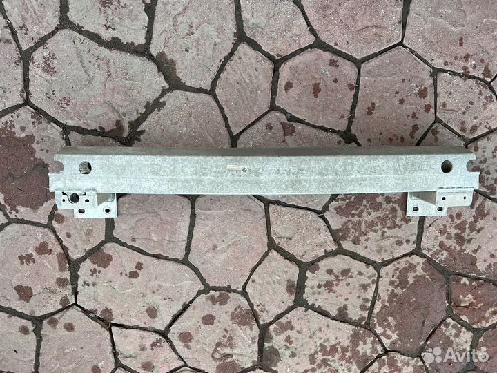 Усилитель бампера задний BMW X6