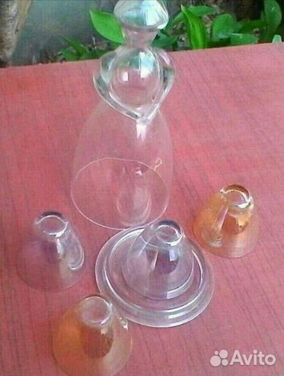 Стеклянная барышня с рюмками СССР