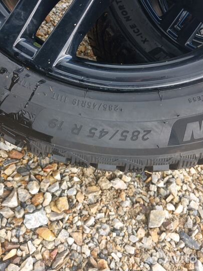 R19 Michelin X-Ice North 4 SUV 255/50, PCD 5x120 DIA 74.1