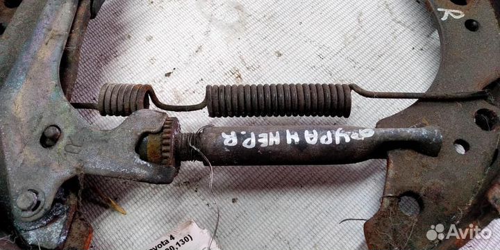 Планка разводки колодок задняя правая Toyota 4 Ru