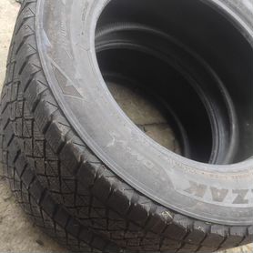 Bridgestone Blizzak DM-V2 225/65 R17 -2шт Зима