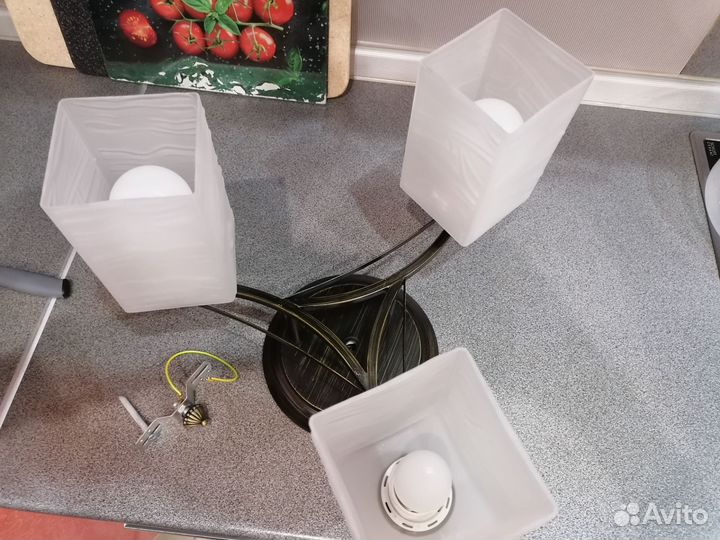 Светильник потолочный