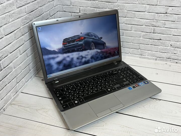Игровой ноутбук Samsung i5/8gb/2gb видео/гарантия