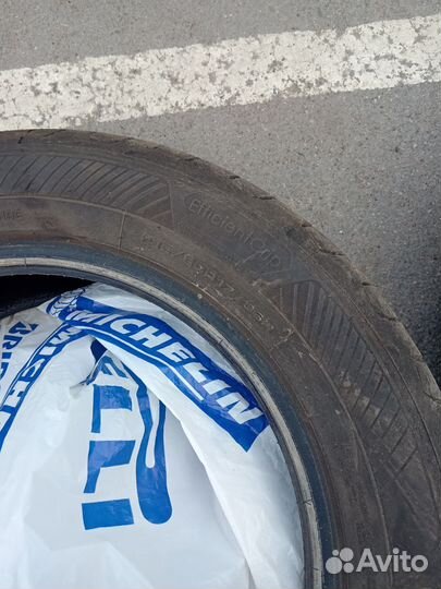 Goodyear EfficientGrip Performance 2 225/60 R17