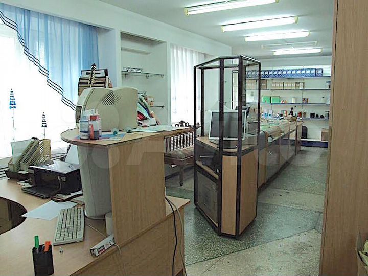 Помещение (здание) свободного назначения, 242 м²