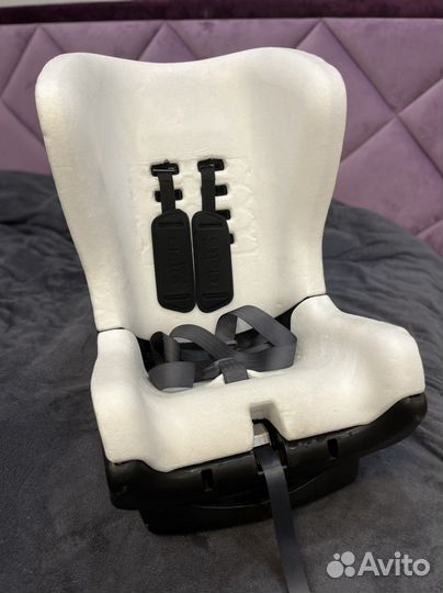 Автокресло Chicco Eletta