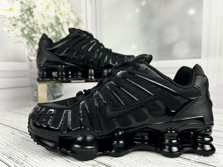 Кроссовки женские Nike Shox TL