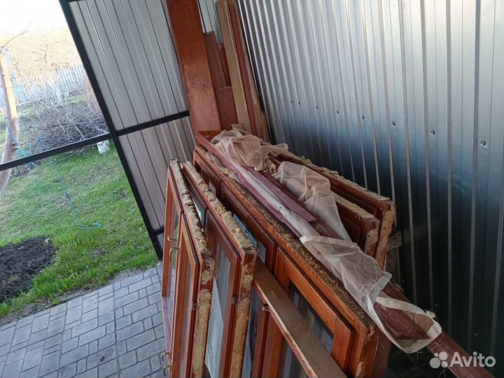 Оконные рамы деревянные с остеклением