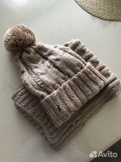 Комплект шапка и шарф женские