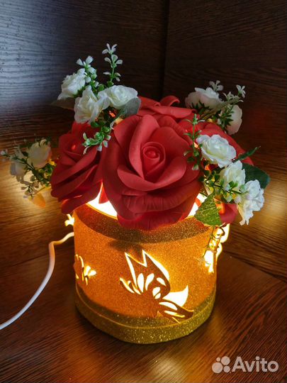 Настольный светильник ручной работы