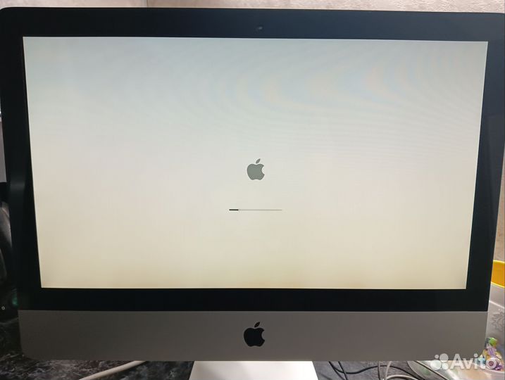 Apple iMac 21.5 2010 г