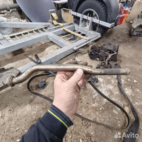 078121075C трубка охлаждения 2.6 2.8 abc aah