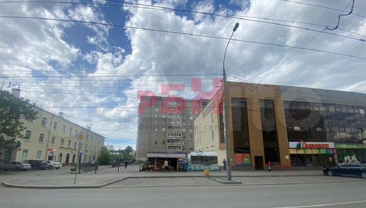 Предлагается в продажу 244,7кв.м