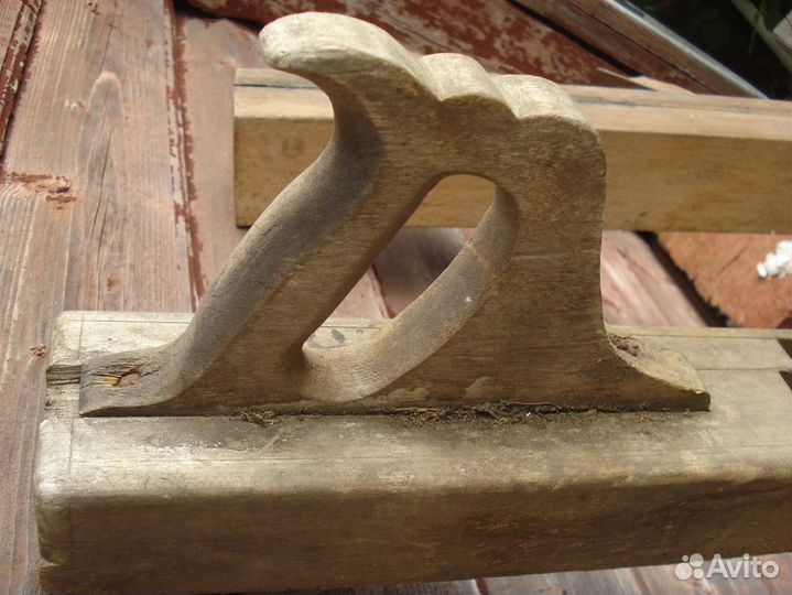 Старинные фуганки и плотницкий чемоданчик
