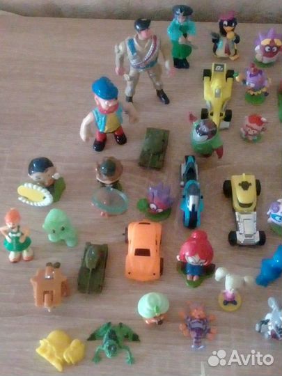 Игрушки из киндер сюрприза