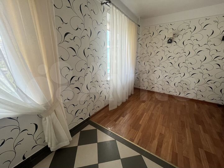 2-к. квартира, 58 м², 7/10 эт.