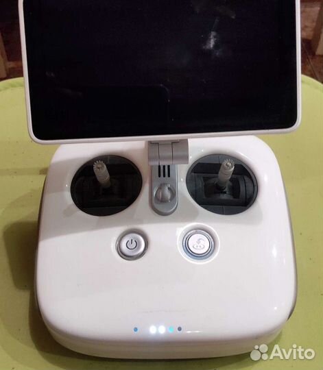 Пульт управления Phantom 4 Pro