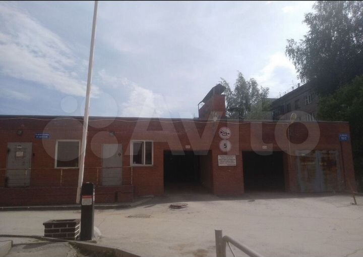 Машиноместо, 16 м²