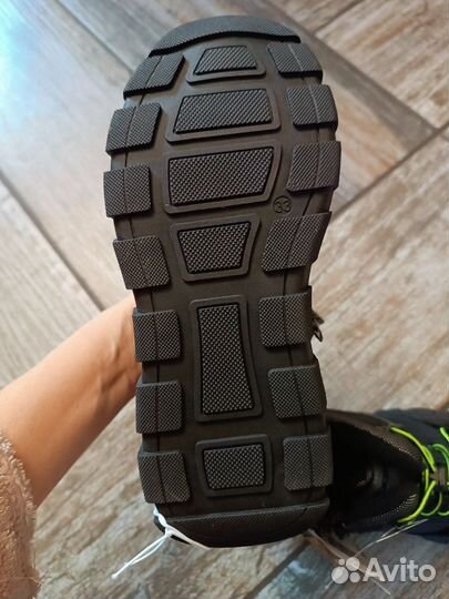 Ботинки зима 33р на мальчика