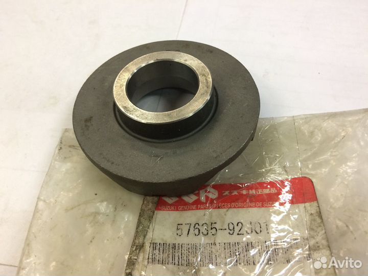 Упорная шайба гребного винта Susuki DF70-140