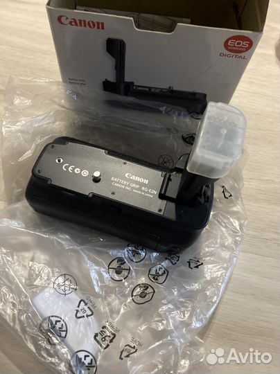 Батарейный блок Canon BG-E2N