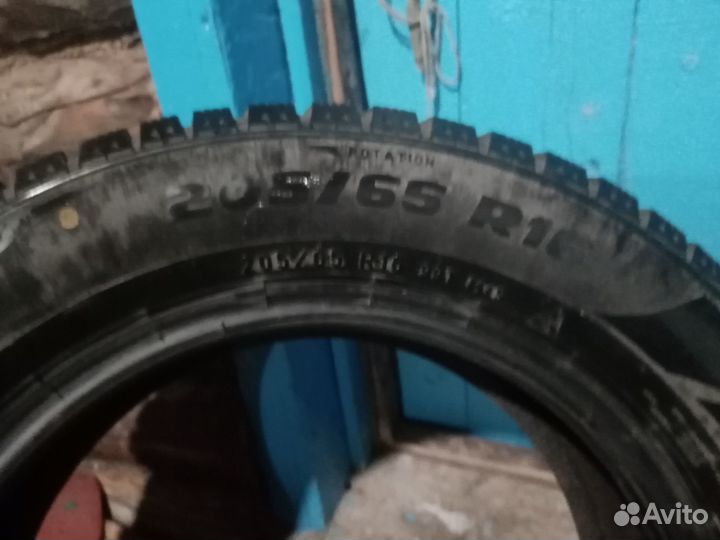 Pirelli Formula Ice 205/65 R16 114F