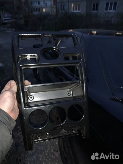 Панель центральная приора