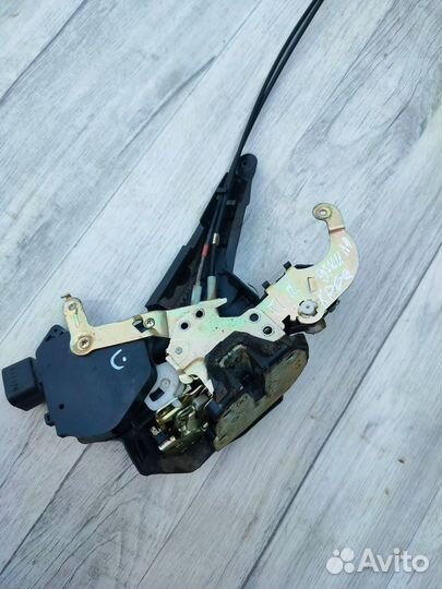 Замок двери передний правый Geely MK Cross, I 2013