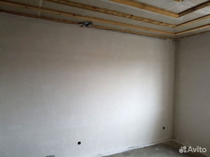 Механизированная штукатурка / Выравнивание стены