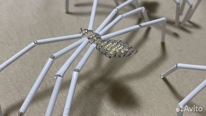 Продам пауков из бисера