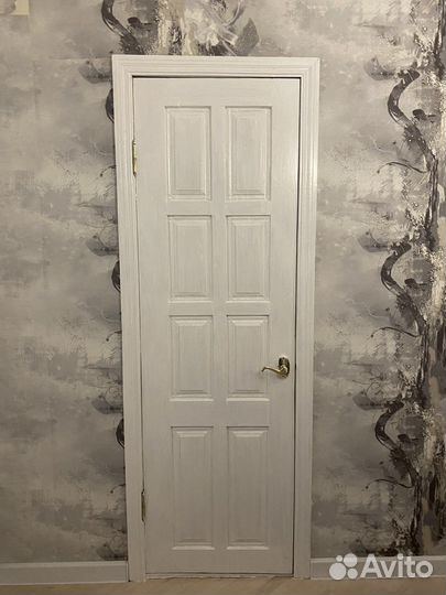 Дверь межкомнатная бу массив