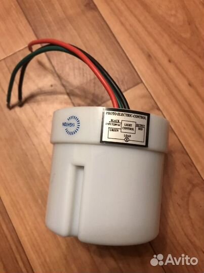 Датчик освещенности фотореле Camelion LXP-03