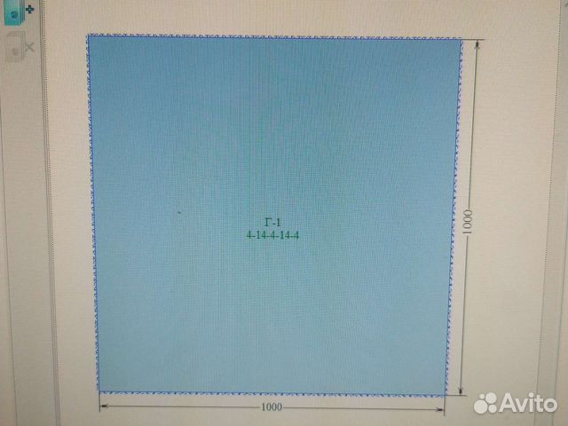 Окно, новое. Горизонтальные жалюзи белые
