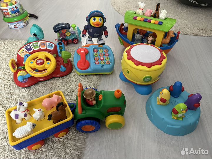 Развивающие игрушки для малышей пакетом