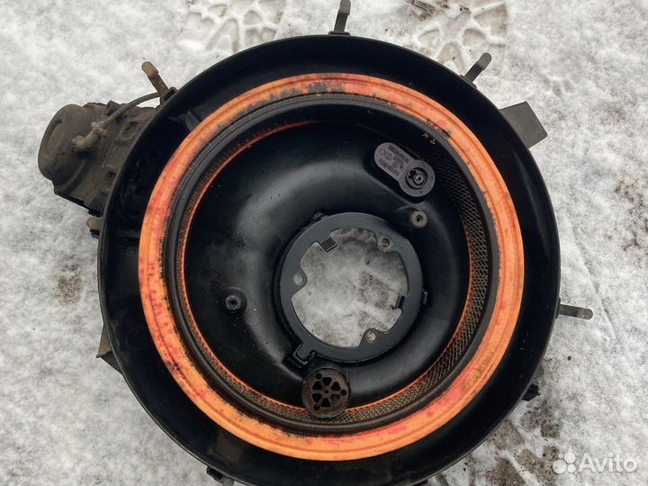 Корпус воздушного фильтра audi 1.6 1.8 карбюратор