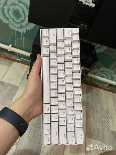 Игровая клавиатура и мышь