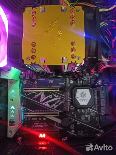 Huananzhi X99 TF-Q+2678V3+башня