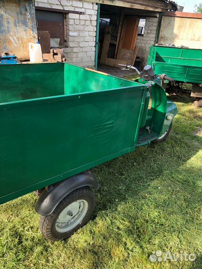 Мотороллер 