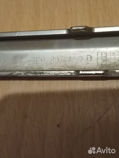 Молдинг заднего бампера Volkswagen Passat 6 левый