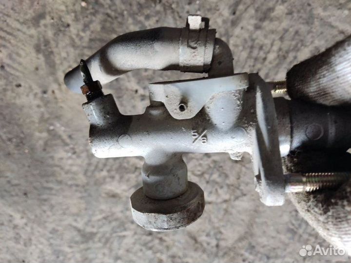 Главный цилиндр сцепления Nissan X-Trail T30