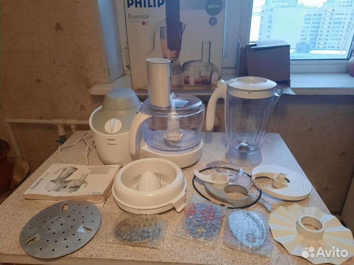 Кухонный комбайн Philips HR7750, 800 Вт